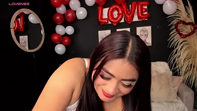 Snapshot of silvia_lane chatting on February 14, 4:58 am silvia lane online show from February 14, 4:58 am