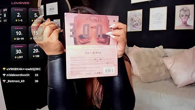 Snapshot of silvia_lane chatting on March 14, 12:07 pm silvia lane online show from March 14, 12:07 pm
