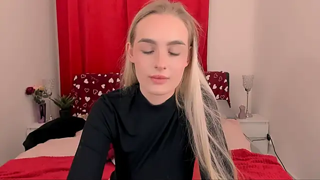 Snapshot of OliviaKisss chatting on March 20, 5:25 pm OliviaKisss online show from March 20, 5:25 pm