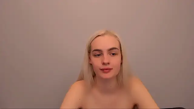 OliviaKisss online show from January 14, 8:47 pm