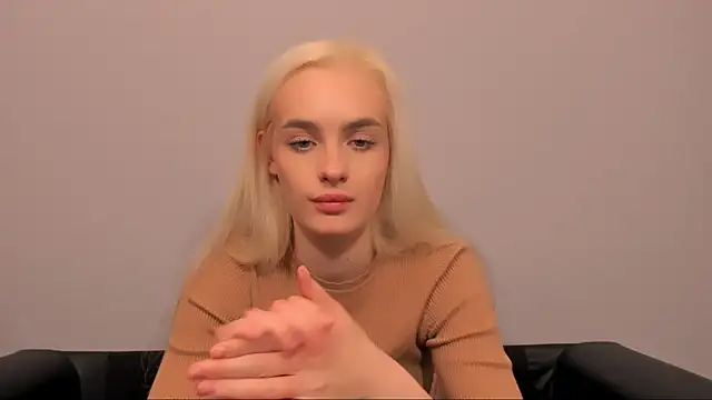 OliviaKisss online show from March 13, 7:09 pm