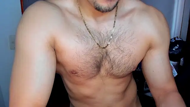 Snapshot of Tommy_Bred chatting on October 20, 5:13 pm Tommy Bred online show from October 20, 5:13 pm