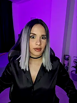 Snapshot of heyshaa chatting on January 26, 2:14 am heyshaa online show from January 26, 2:14 am