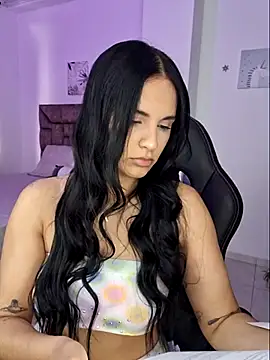 Snapshot of heyshaa chatting on September 17, 7:26 pm heyshaa online show from September 17, 7:26 pm
