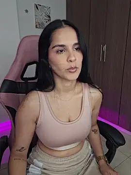 heyshaa online show from April 6, 7:48 pm