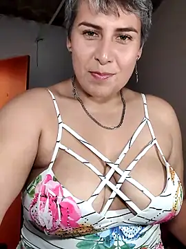 Yessi rousse online show from June 9, 4:40 pm