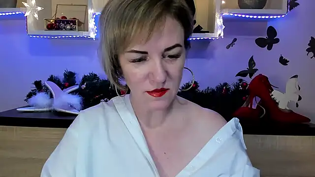 feliziaDesire online show from December 16, 2:05 pm