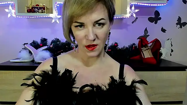 feliziaDesire online show from January 1, 3:35 pm