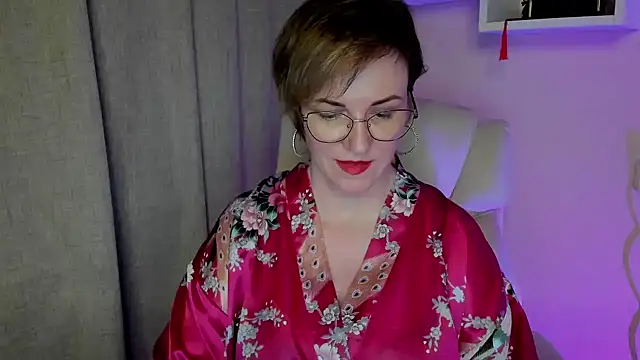 feliziaDesire online show from June 7, 7:06 pm