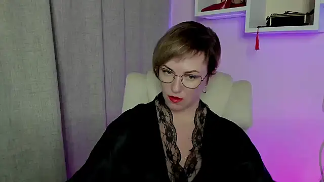 feliziaDesire online show from June 14, 8:49 am