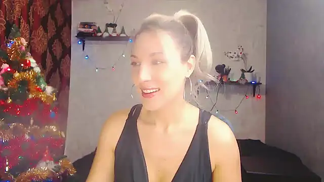 MillaXQueen online show from December 16, 4:23 am