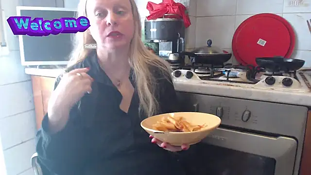 martachatte online show from February 17, 9:56 am