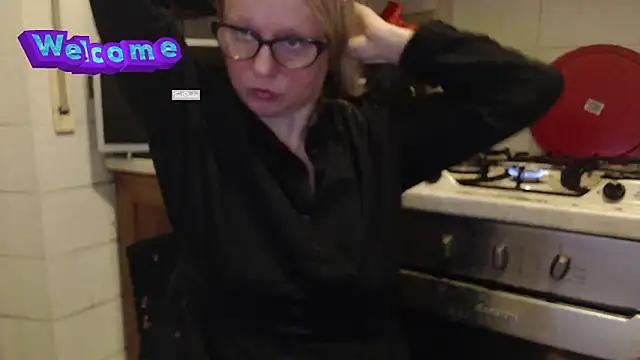 martachatte online show from February 17, 6:59 pm