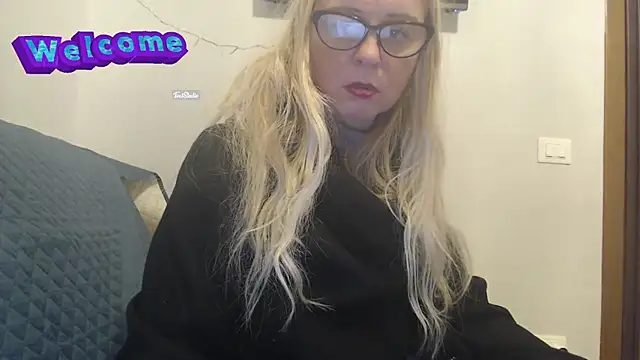 martachatte online show from February 19, 9:39 am