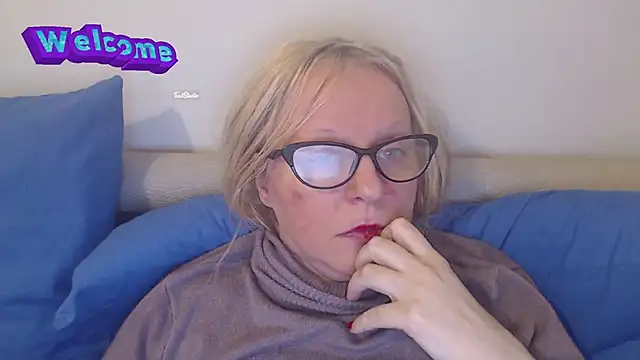 martachatte online show from February 23, 7:22 am