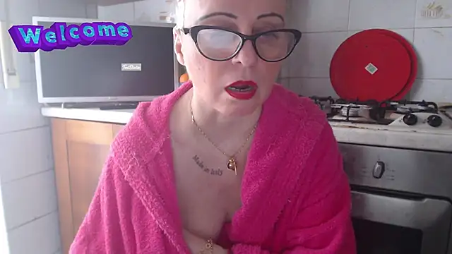 martachatte online show from February 27, 2:00 pm