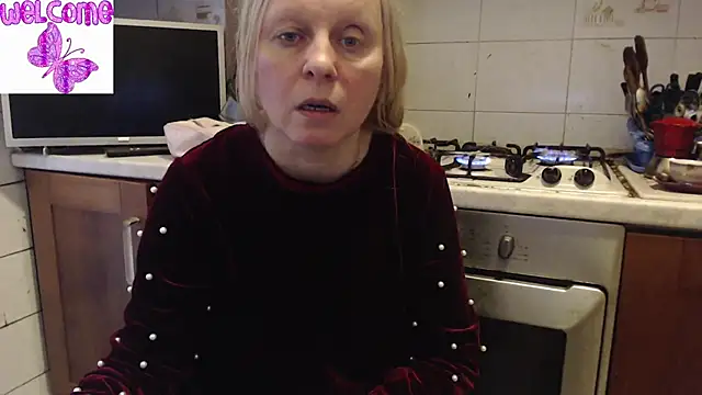 martachatte online show from March 22, 6:54 am
