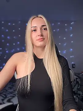 Snapshot of minalawarden chatting on October 8, 10:24 am minalawarden online show from October 8, 10:24 am