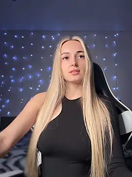 Snapshot of minalawarden chatting on October 9, 10:13 am minalawarden online show from October 9, 10:13 am