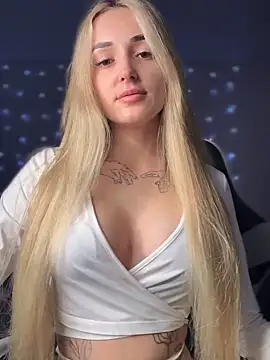 Snapshot of minalawarden chatting on October 23, 10:14 am minalawarden online show from October 23, 10:14 am