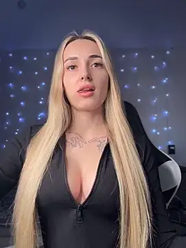 Snapshot of minalawarden chatting on November 17, 10:10 am minalawarden online show from November 17, 10:10 am