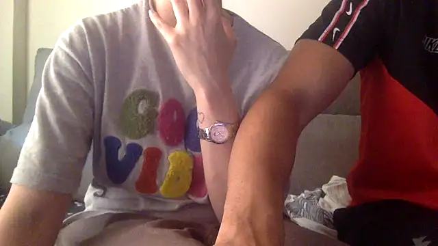 Snapshot of f_mox chatting on June 4, 9:26 am f mox online show from June 4, 9:26 am
