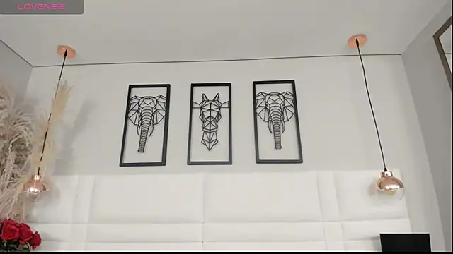 Rebeca jones online show from September 29, 12:21 pm