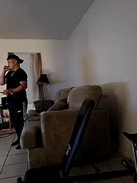 hungpenis210 online show from October 29, 1:52 am