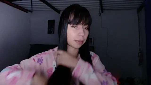 Snapshot of xx_nath_xx chatting on March 19, 4:27 am xx nath xx online show from March 19, 4:27 am