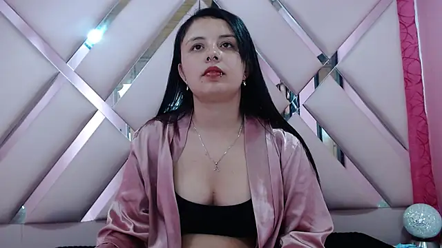 Snapshot of nathaly_low1 chatting on September 9, 3:06 am nathaly low1 online show from September 9, 3:06 am