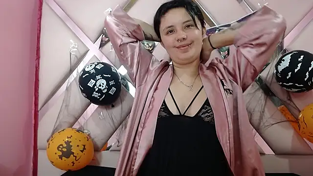 nathaly low1 online show from October 22, 3:07 am