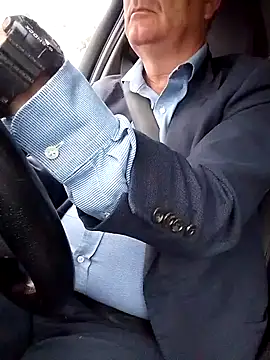 stiffandlubedxh online show from February 8, 8:34 pm