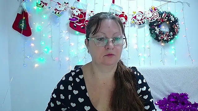 VanessaHotts online show from January 11, 6:03 am