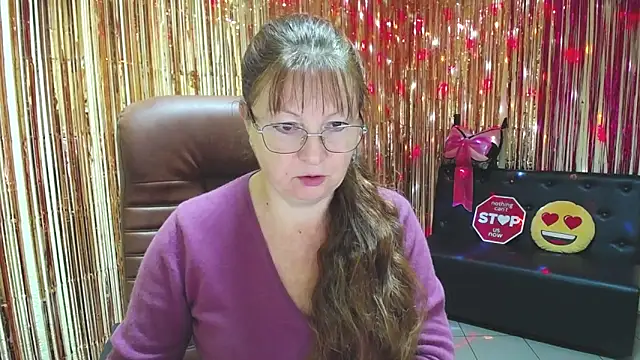 VanessaHotts online show from October 15, 5:07 am