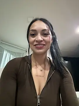 Valery soto  online show from May 2, 5:12 am