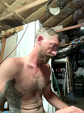 mandjpuff2 online show from September 14, 4:11 am