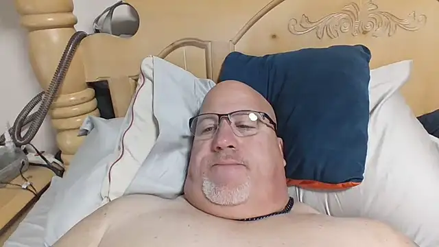 Bigbear0563 online show from March 20, 4:12 pm