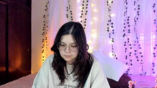 Mey moon online show from December 11, 11:21 pm