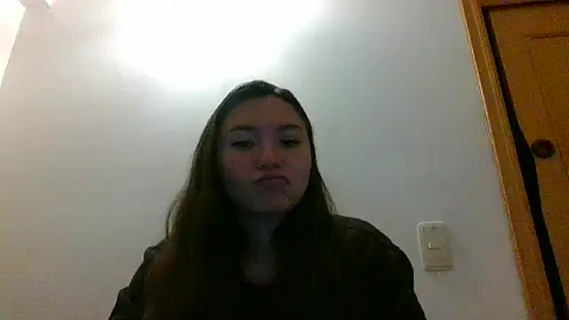  andygirl online show from December 12, 4:04 am