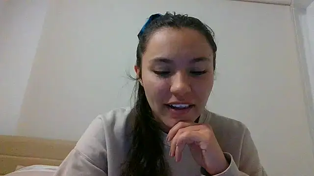  andygirl online show from June 15, 4:15 am