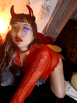 Piafisher1 online show from October 5, 11:19 am