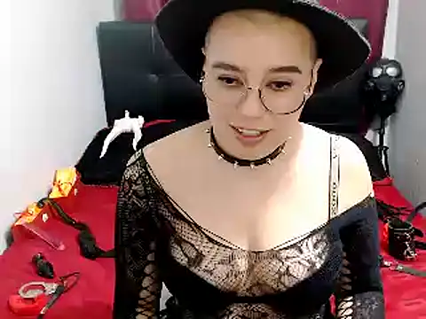 TamySweetness online show from December 22, 1:34 am