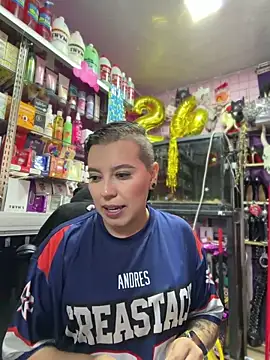 Snapshot of TamySweetness chatting on March 16, 8:35 pm TamySweetness online show from March 16, 8:35 pm