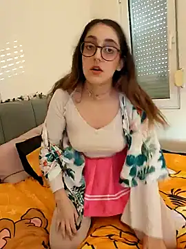 Snapshot of princiana chatting on December 17, 1:27 pm princiana online show from December 17, 1:27 pm