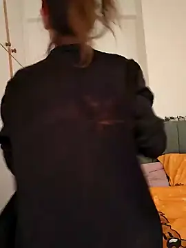 Snapshot of princiana chatting on December 27, 10:01 am princiana online show from December 27, 10:01 am