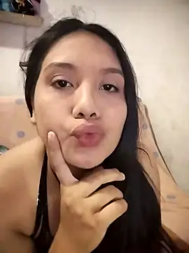 Lesliemilk5 online show from December 18, 1:33 am