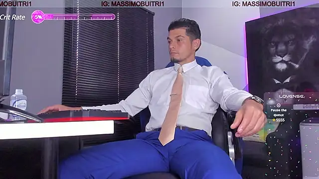 Snapshot of massimo_g chatting on December 3, 5:01 pm massimo g online show from December 3, 5:01 pm