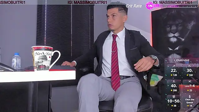 Snapshot of massimo_g chatting on January 6, 1:30 pm massimo g online show from January 6, 1:30 pm