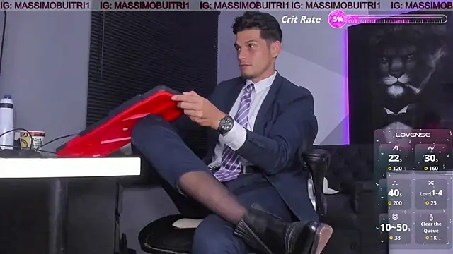 Snapshot of massimo_g chatting on October 15, 1:39 am massimo g online show from October 15, 1:39 am