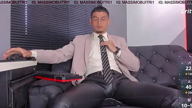Snapshot of massimo_g chatting on February 11, 1:49 pm massimo g online show from February 11, 1:49 pm